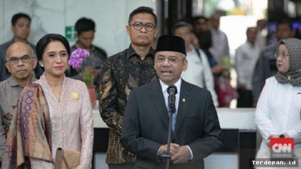 JAKARTA — Menkeu Suahasil Nazara Instruksikan Bea Cukai Berantas Rokok Ilegal