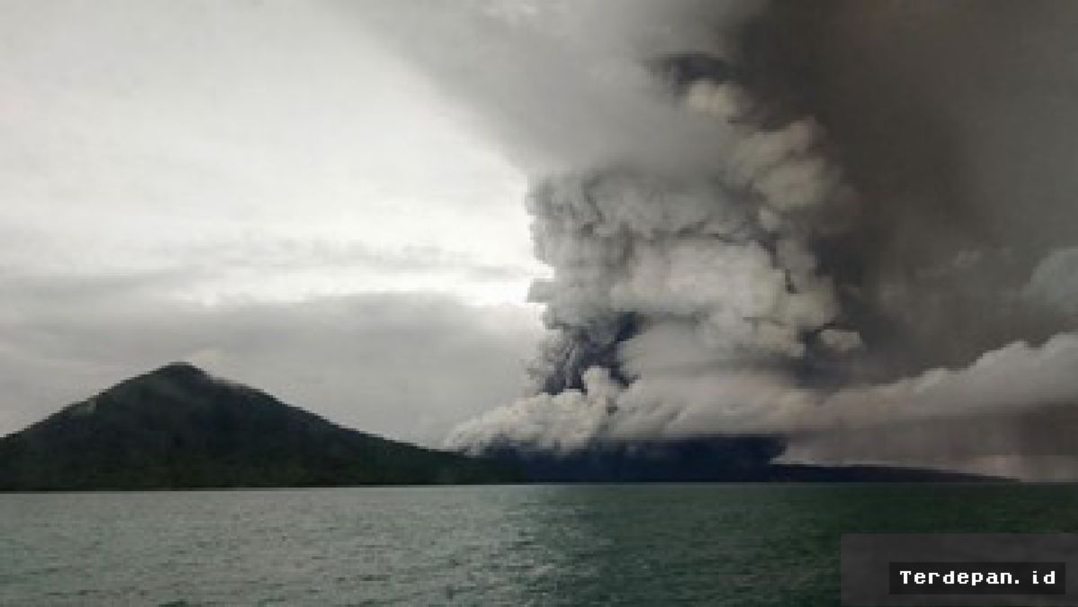 BMKG Pastikan Erupsi Gunung Anak Krakatau Tidak Berpotensi Tsunami