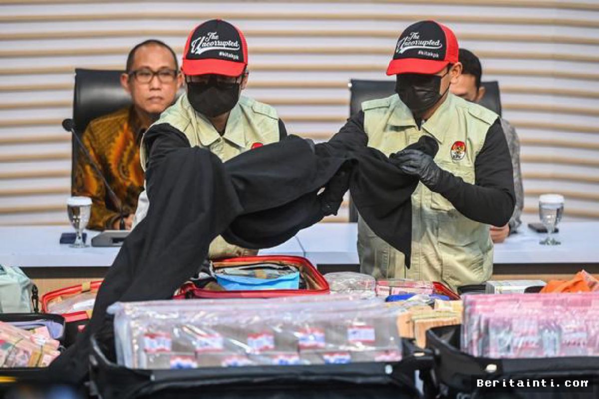 KPK Sita Rp 106 Miliar dalam OTT di Kementerian ATR/BPN