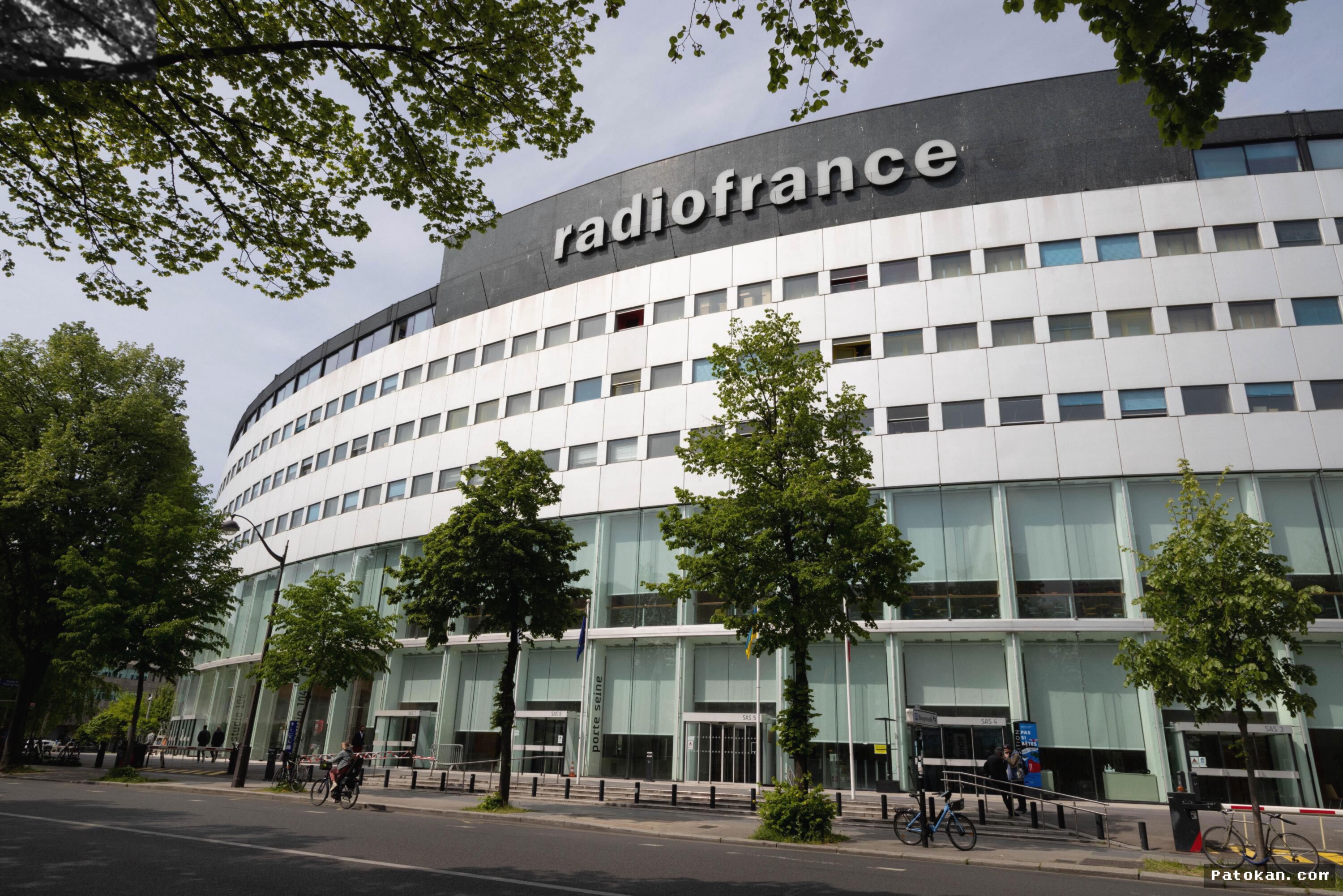 PARIS — Radio France Mogok Kerja Protes Kolumnis Sayap Kanan