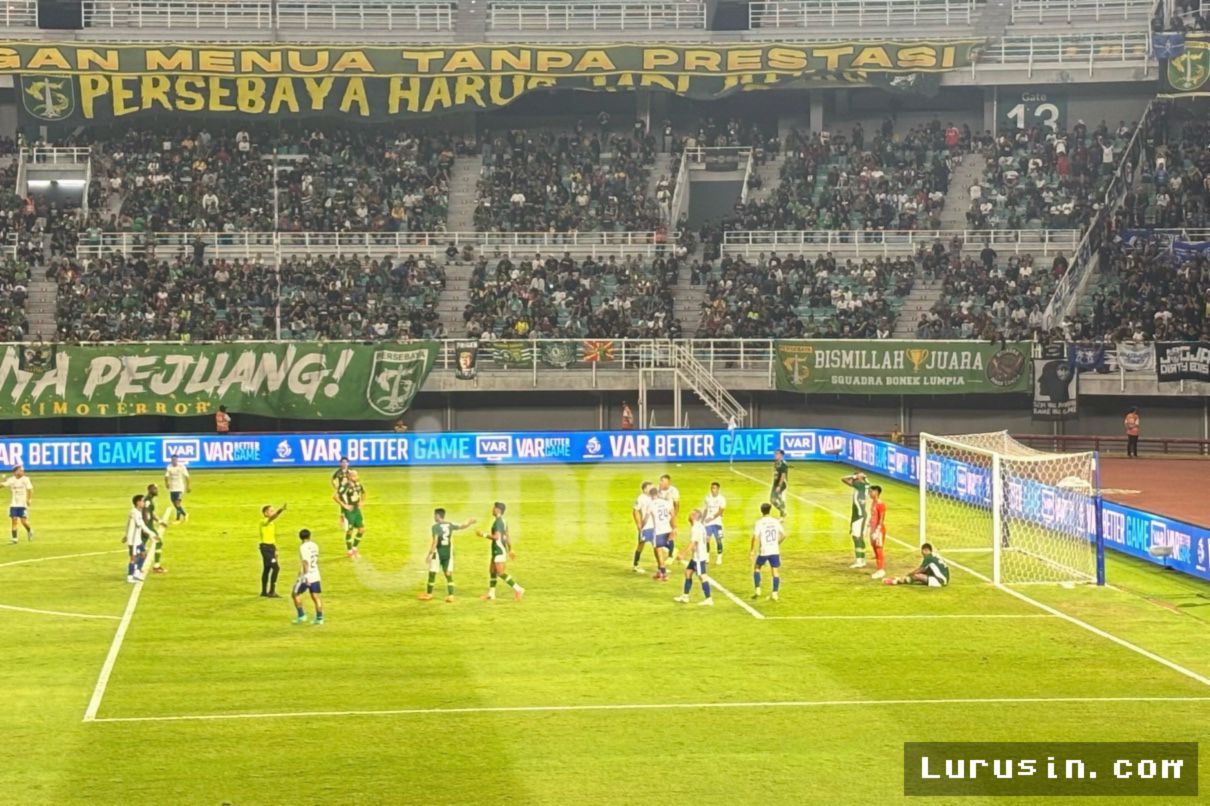 SURABAYA — Persebaya Menang Tipis 1-0 Atas PSIM dalam Laga Berkartu Merah