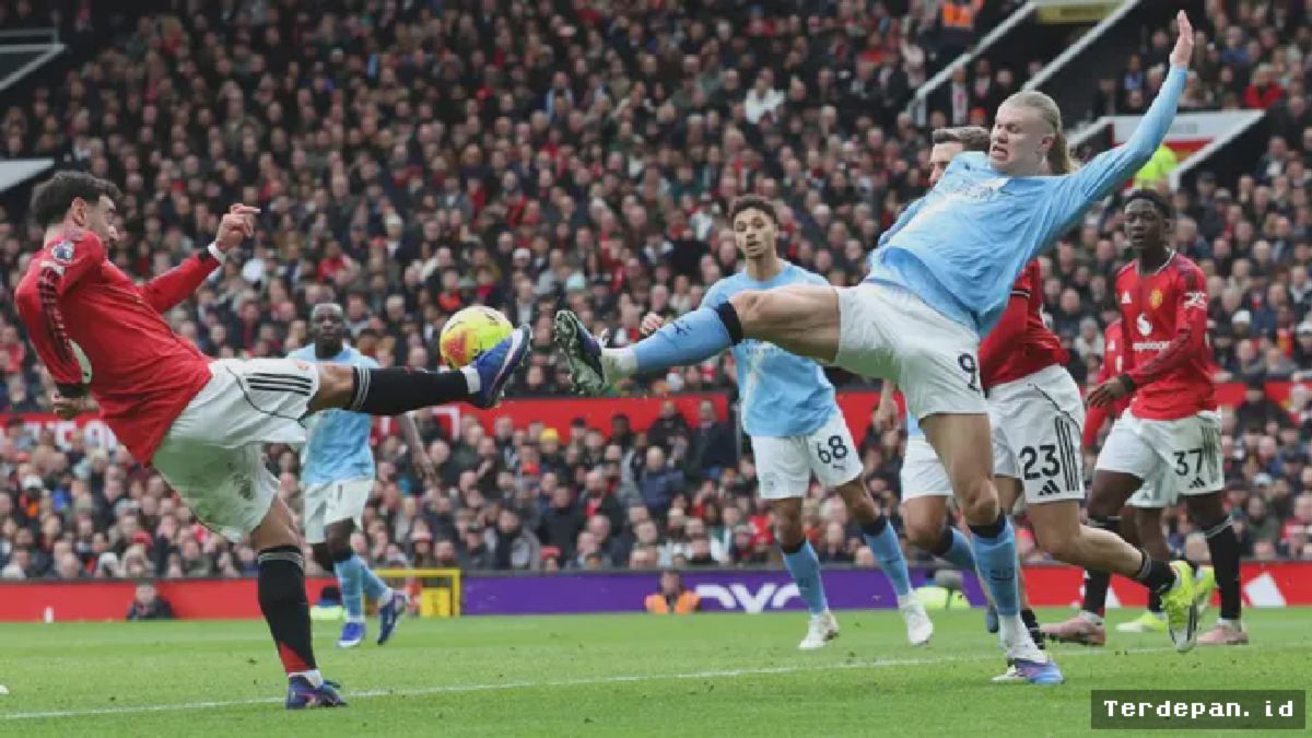 MANCHESTER — Manchester United dan Manchester City Berduel Sengit di Old Trafford