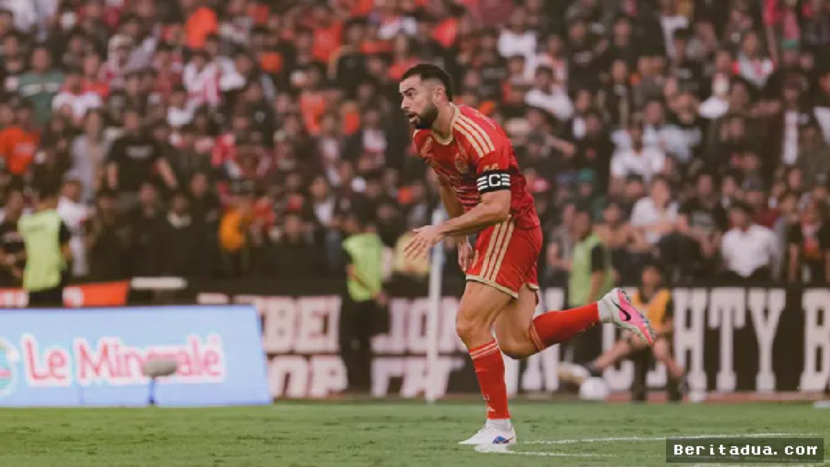 JAKARTA — Jordi Amat Tampil Memukau Dalam Duel Persija vs Persib
