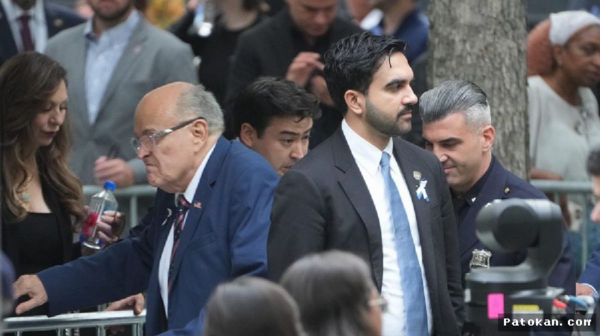 NEW YORK — Zohran Mamdani dan Rudy Giuliani Berjabat Tangan di Peringatan 9/11