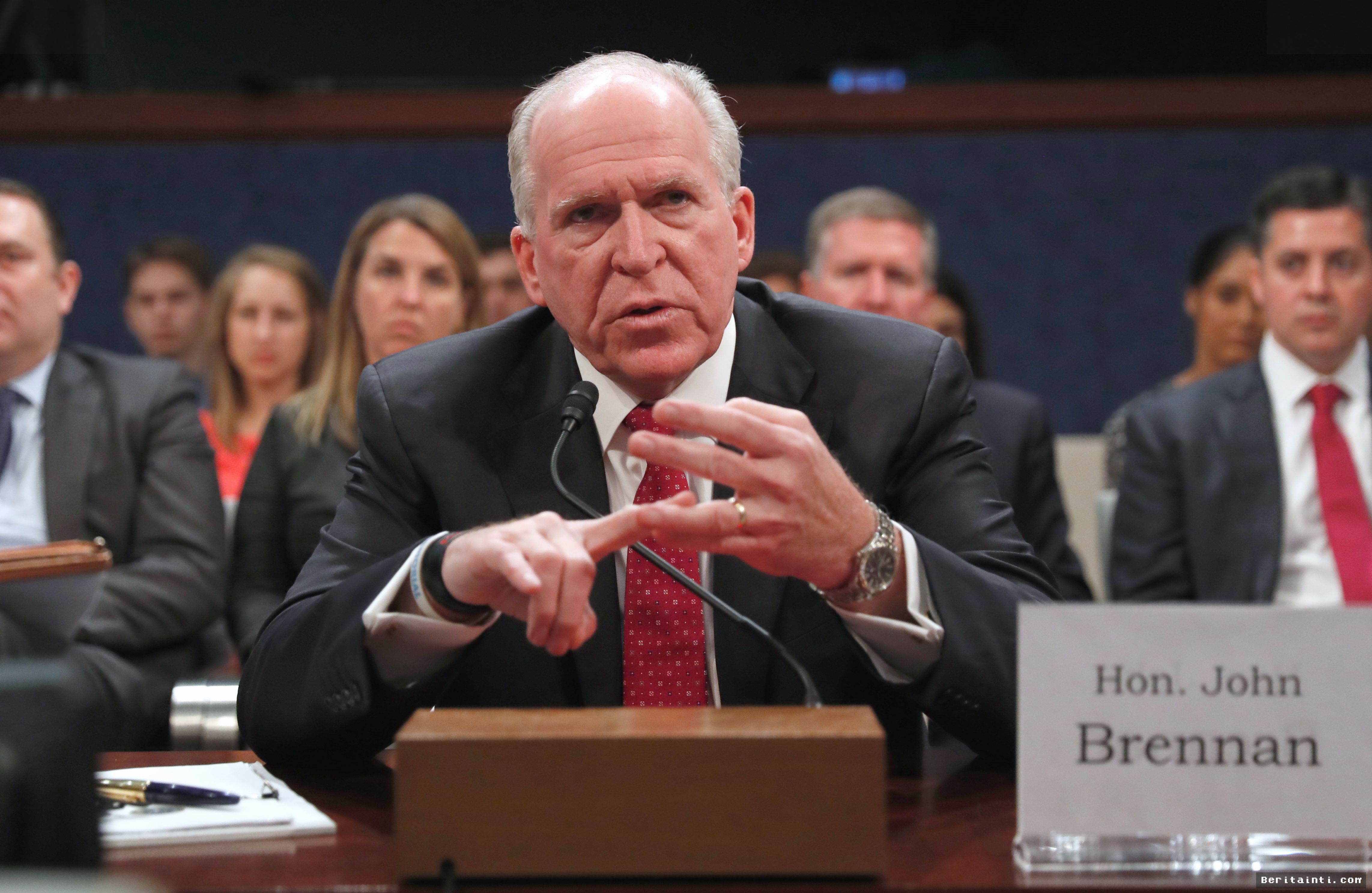 FLORIDA — Mantan Direktur CIA John Brennan Dipanggil Dewan Juri