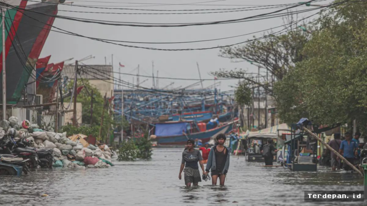 BMKG Rilis Peringatan Banjir Rob di Pesisir Surabaya hingga Banyuwangi
