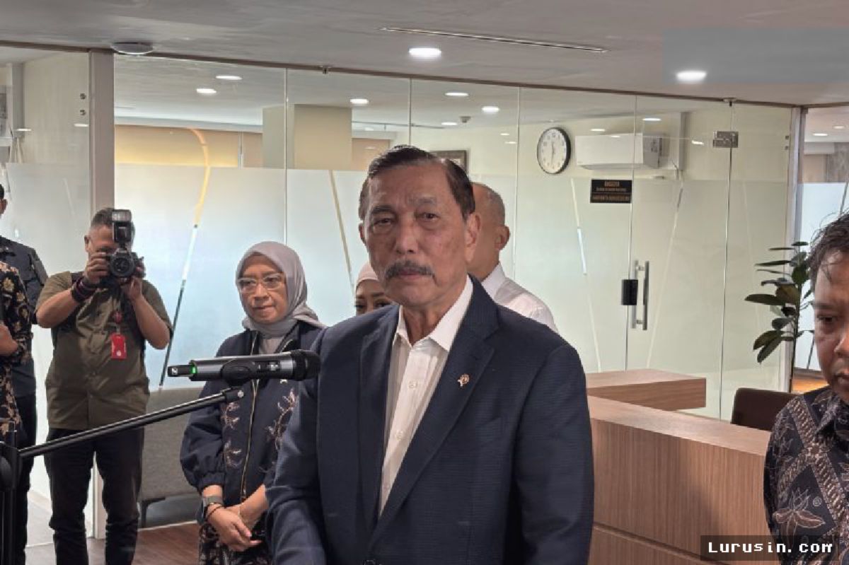 Luhut Ajak Masyarakat Berperan Aktif Jadi Agen Perlinsos Digital