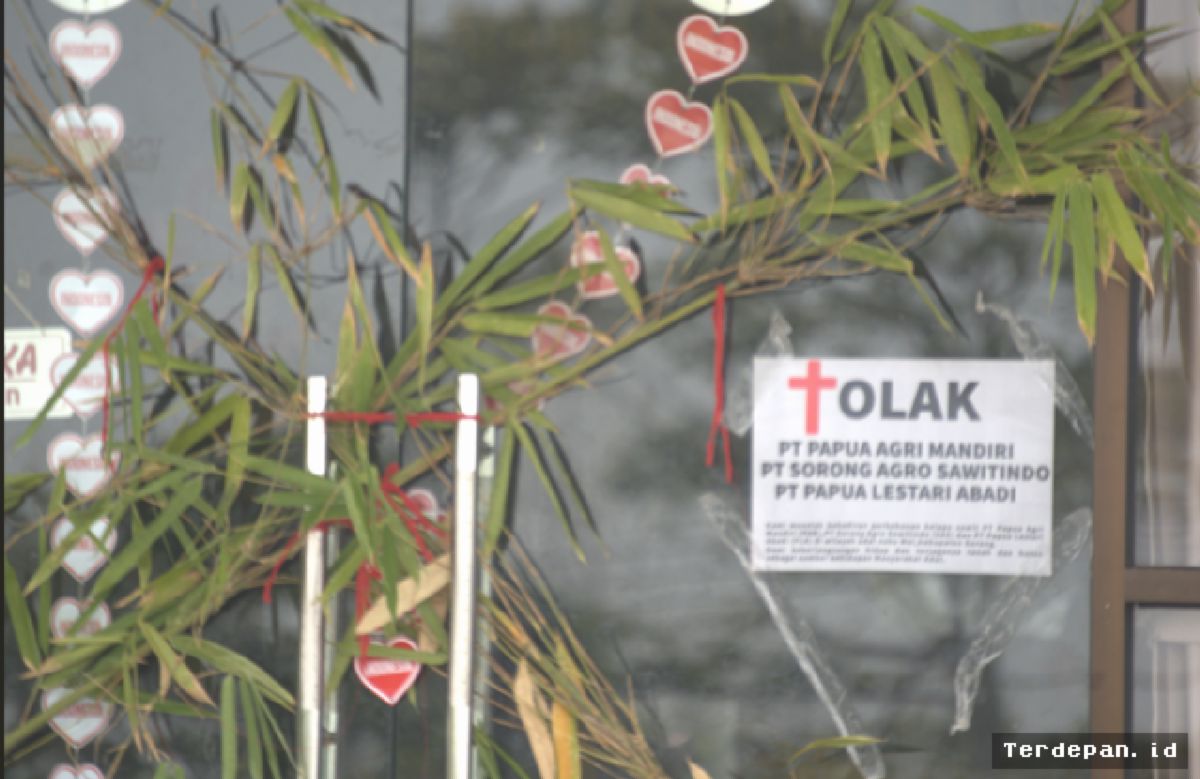 Masyarakat Adat Palang Enam Kantor Instansi Pemerintah Kabupaten Sorong