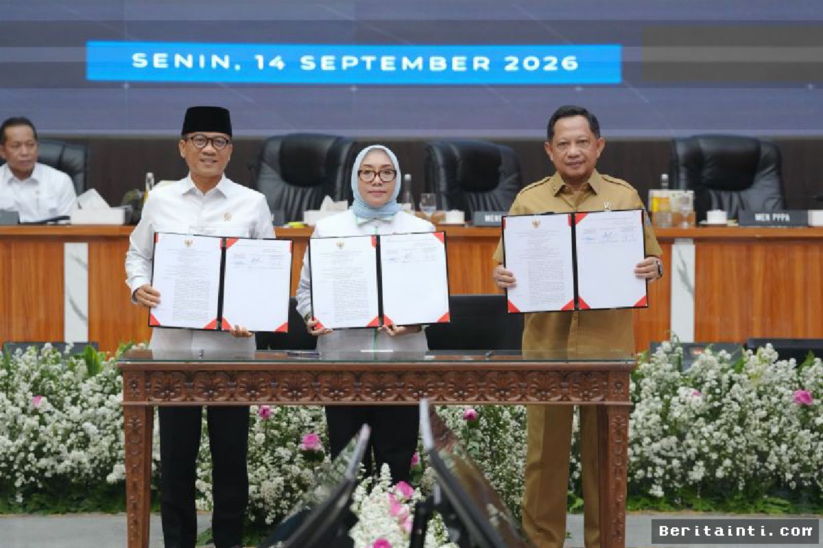 JAKARTA — Mendagri Resmi Teken SKB Perkuat Pemberdayaan Perempuan Daerah