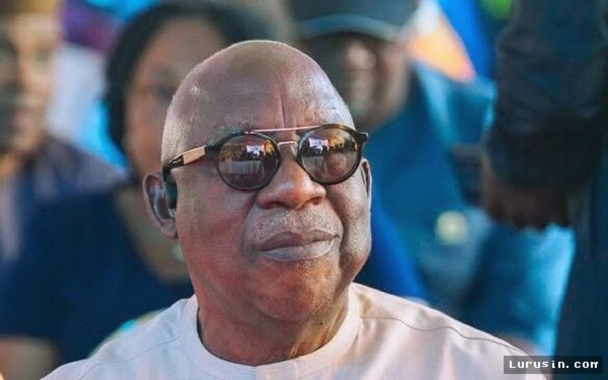 Nigeria — Tim Kampanye Gubernur Kritik Kerusakan Jalan Kota Eket