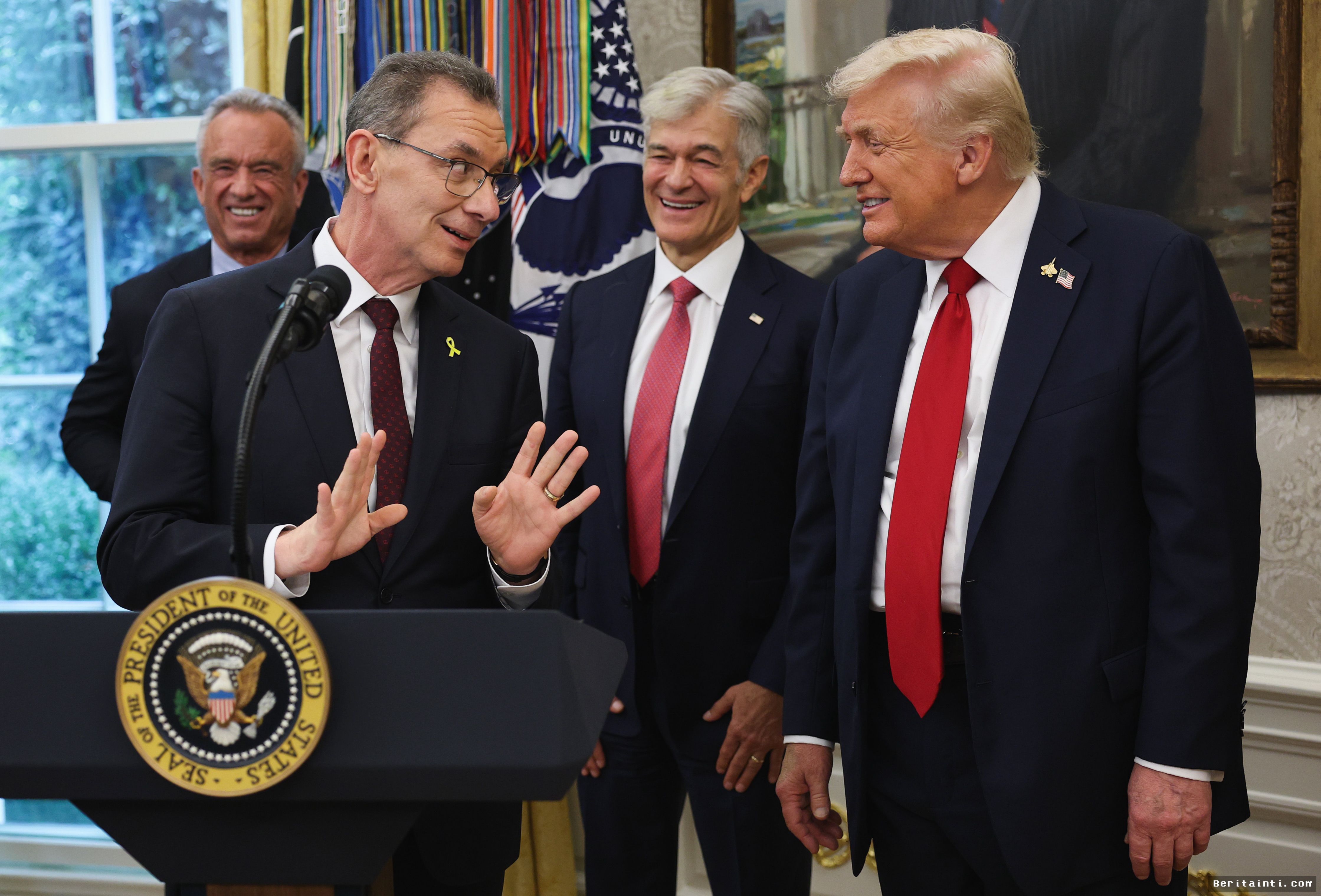 AS — Janji Trump Turunkan Harga Obat Medicaid Belum Sepenuhnya Terealisasi