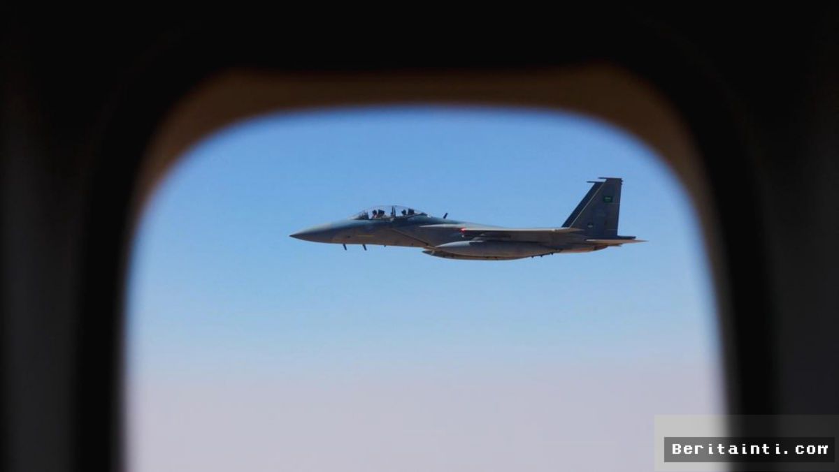 Houthi Klaim Tembak Jatuh Jet F-15 Koalisi Saudi di Marib