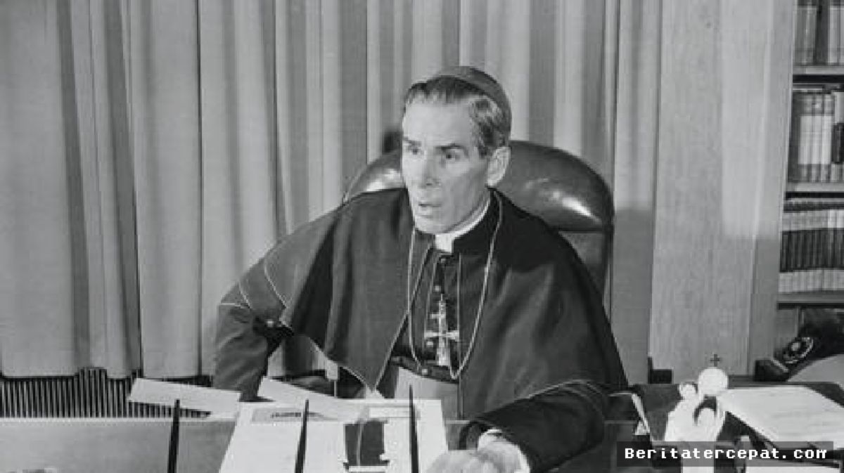Gereja Katolik Beatifikasi Uskup Fulton Sheen di Missouri