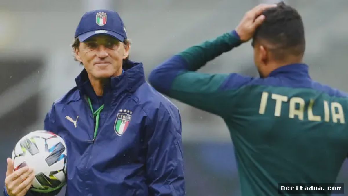 Mancini Kejar Gelar Ganda Italia Hadapi Spanyol di Semifinal Nations League