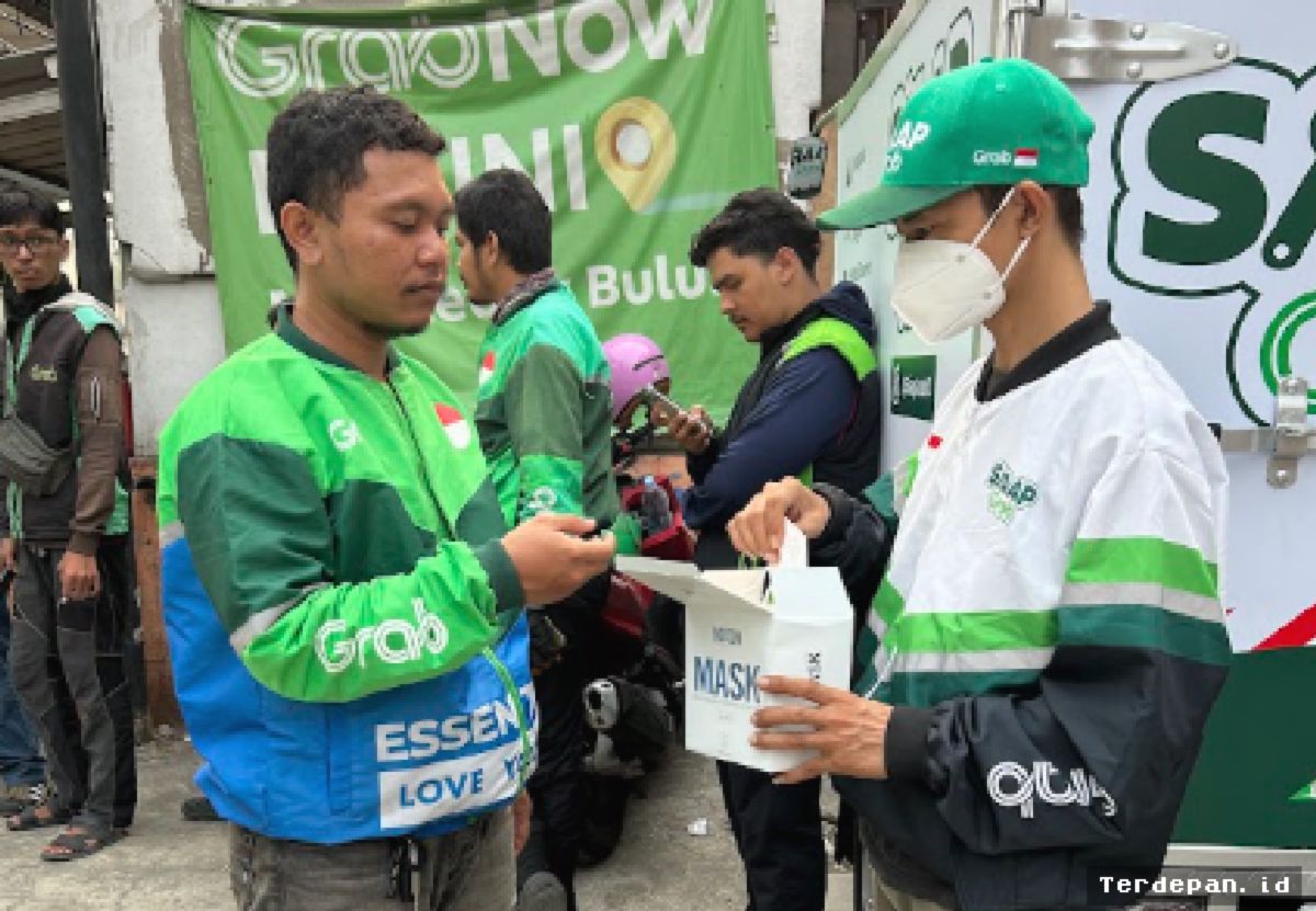 Jakarta — Erupsi Anak Krakatau Picu Lonjakan Permintaan Masker 24 Lipat