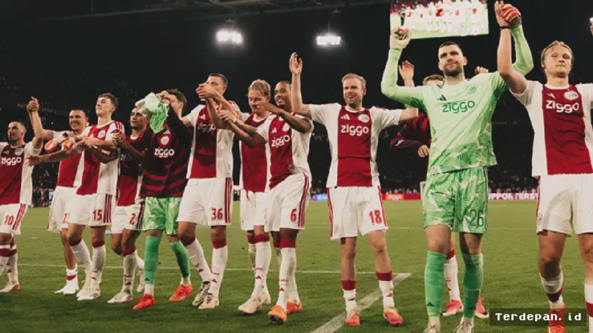 Ajax — Maarten Paes Tampil Impresif Saat Tundukkan Willem II