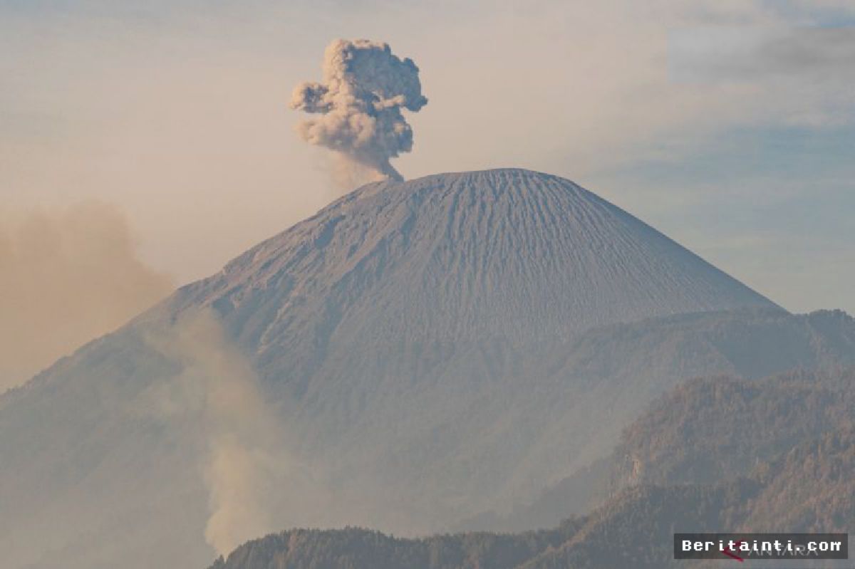 Vulkanolog Ungkap Karakteristik Tujuh Tipe Letusan Gunung Api di Dunia