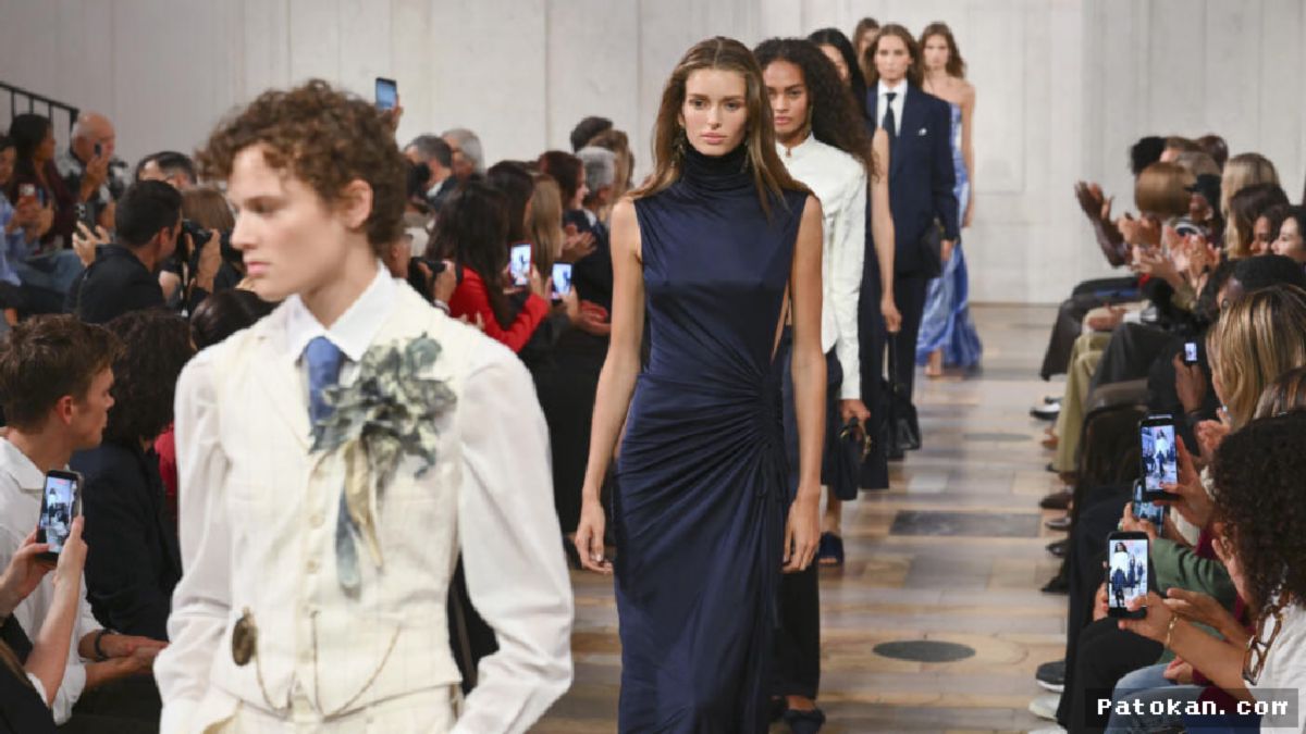 NEW YORK — Ralph Lauren Buka New York Fashion Week Tanpa Bulu Hewan