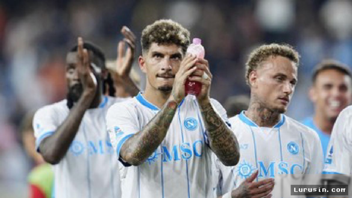 Napoli Pantang Ciut Hadapi Arsenal Usai Terpuruk di Liga Italia