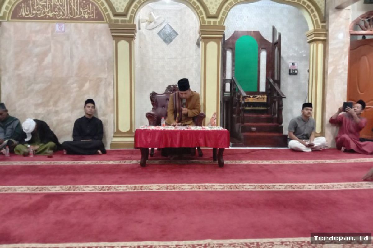 SUNGGAL — BKM Ar-Rohani Gelar Peringatan Maulid Nabi Usai Salat Subuh