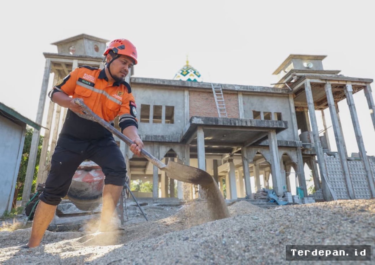 BNPB Klarifikasi 94 Pengungsi Gempa NTT Meninggal Didominasi Warga Lansia