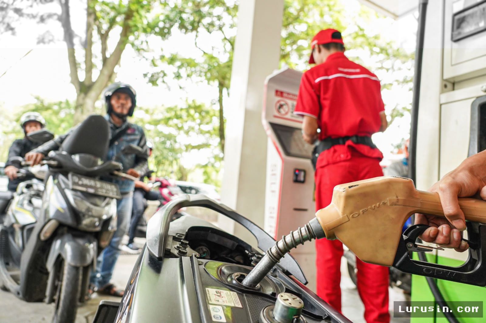 MAKASSAR — Pertamina Pastikan Pasokan BBM Wilayah Sulawesi Berangsur Normal