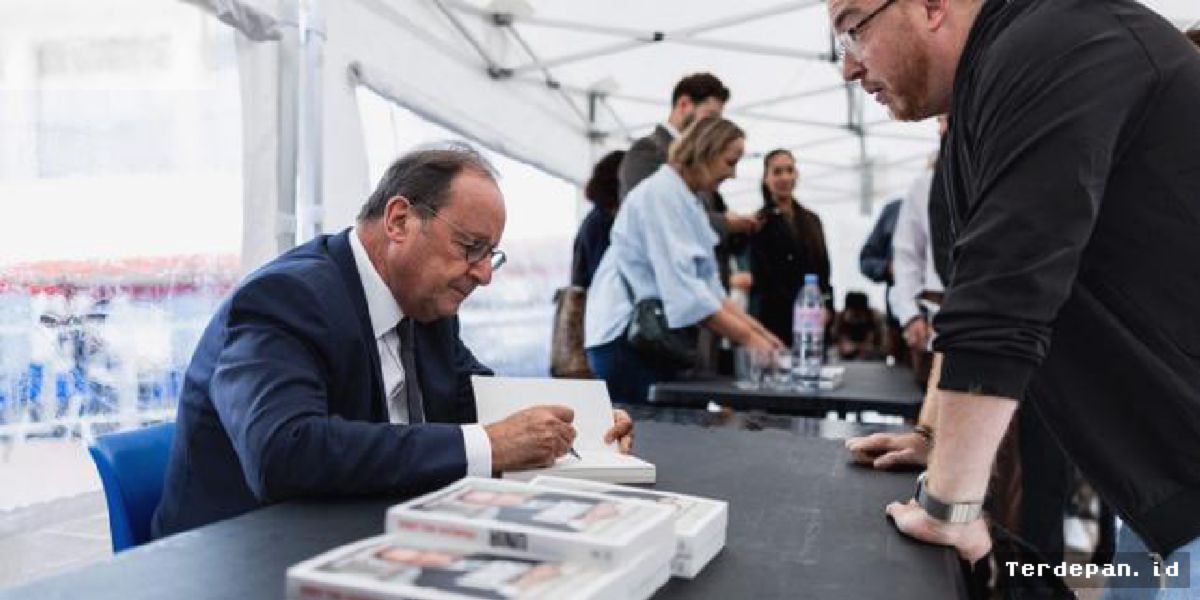 PARIS — Peta Politik Prancis Terancam Masuk Segitiga Bermuda
