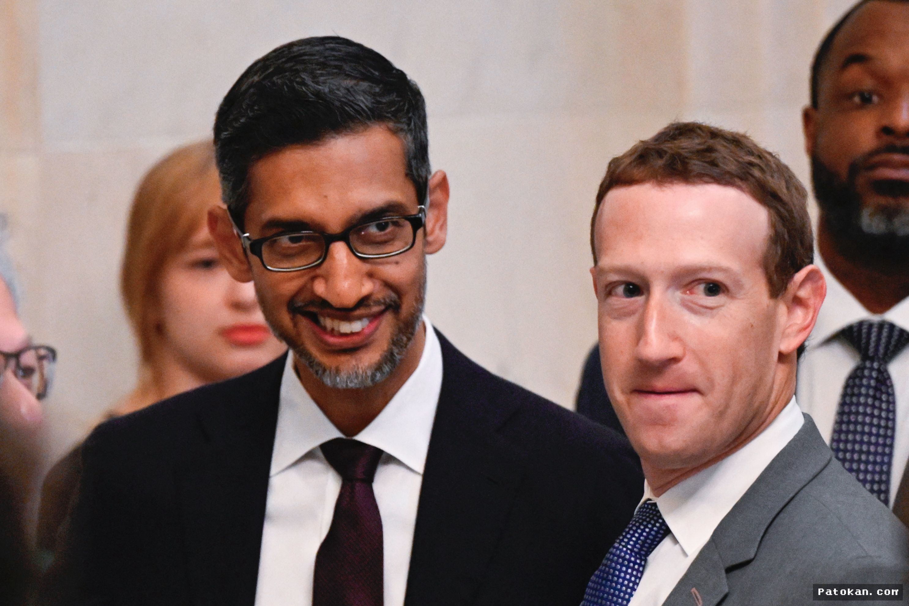 Zuckerberg Tuding Pembuat ChatGPT dan Claude Abaikan Keamanan AI