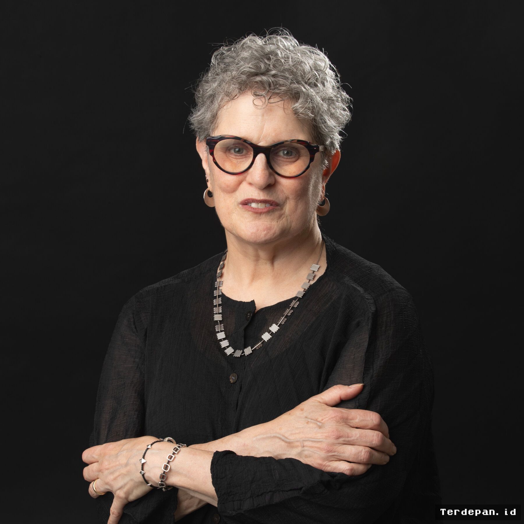 Ellen Pollock Resmi Mundur dari Kursi Editor Bisnis The New York Times