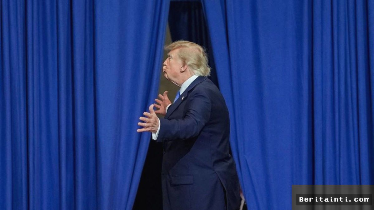 Trump Tolak Perlambatan AI dan Tuding Pengkritik Penyebar Ketakutan