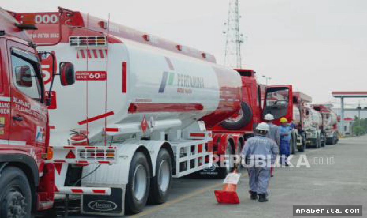 MAKASSAR — Elnusa Petrofin Kerahkan 119 Mobil Tangki BBM