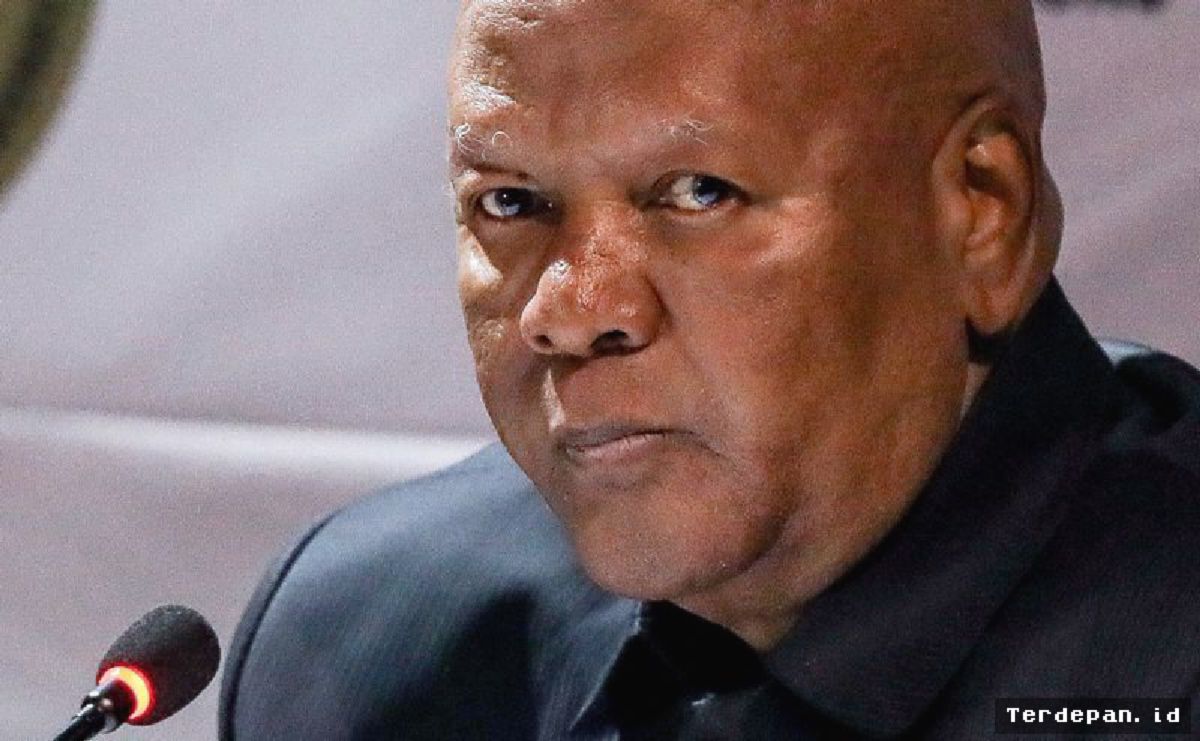 Jeff Radebe Klaim Tidak Tahu soal Janji Penundaan Prosecusi Apartheid