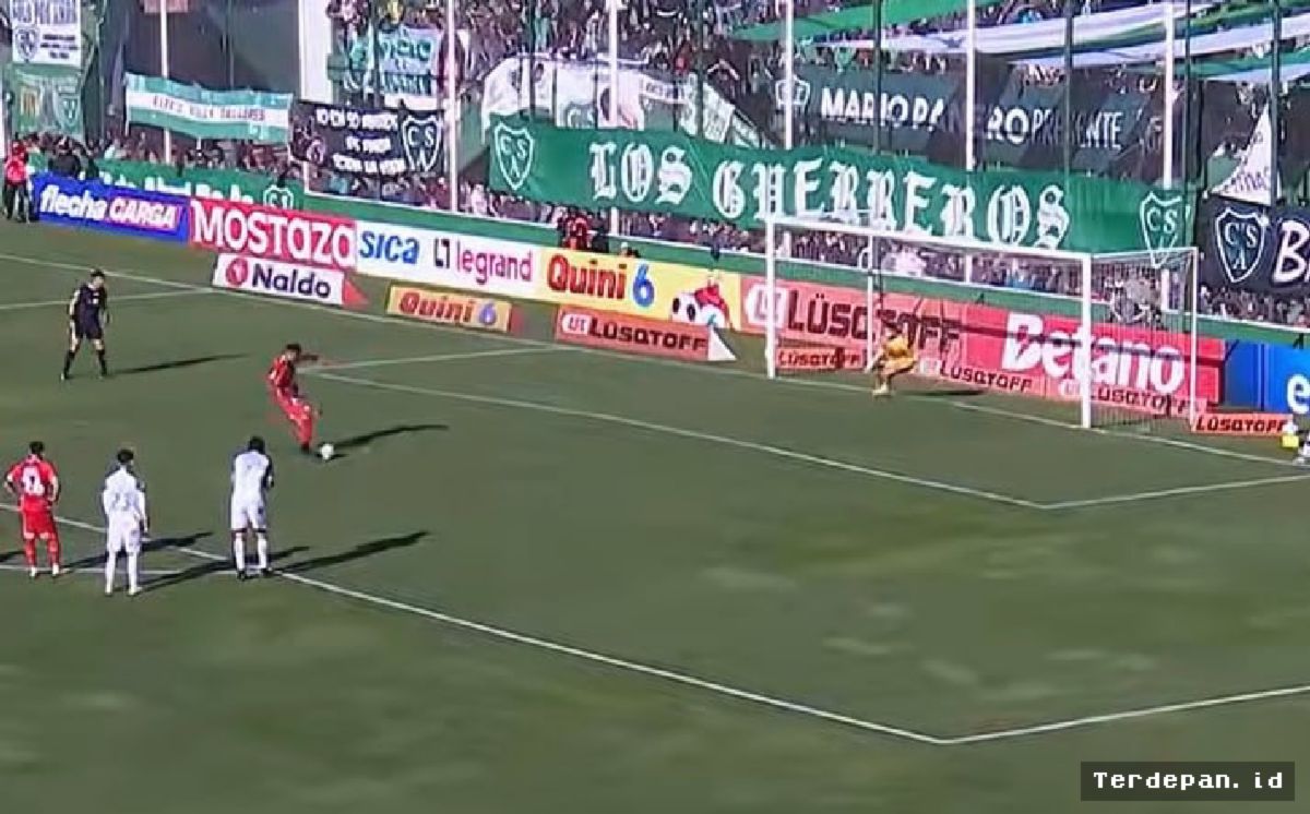 ARGENTINA — Lucas Passerini Selamatkan Belgrano Lewat Penalti Menit Akhir