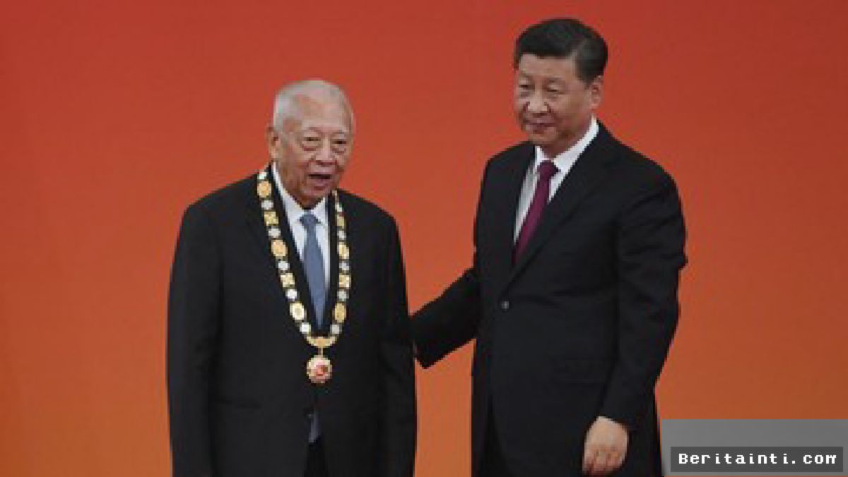 Mantan Pemimpin Pertama Hong Kong Tung Chee Hwa Meninggal Dunia