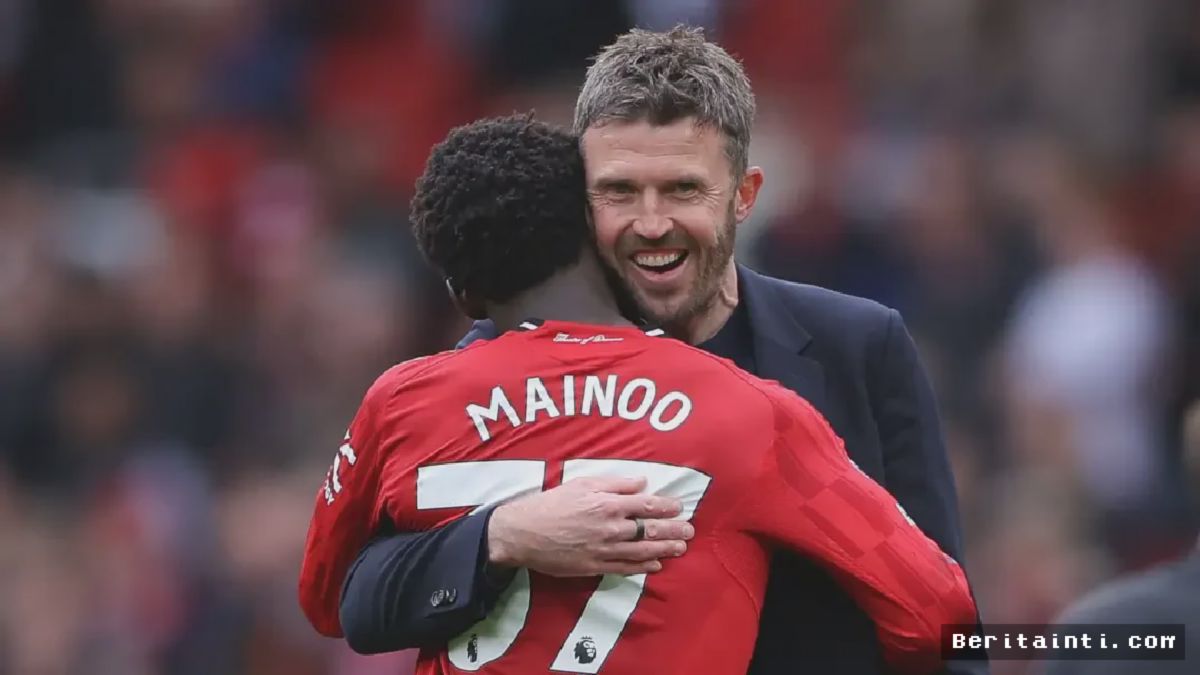 MU Kalah dari Brighton, Michael Carrick Tepis Rumor Pemecatan