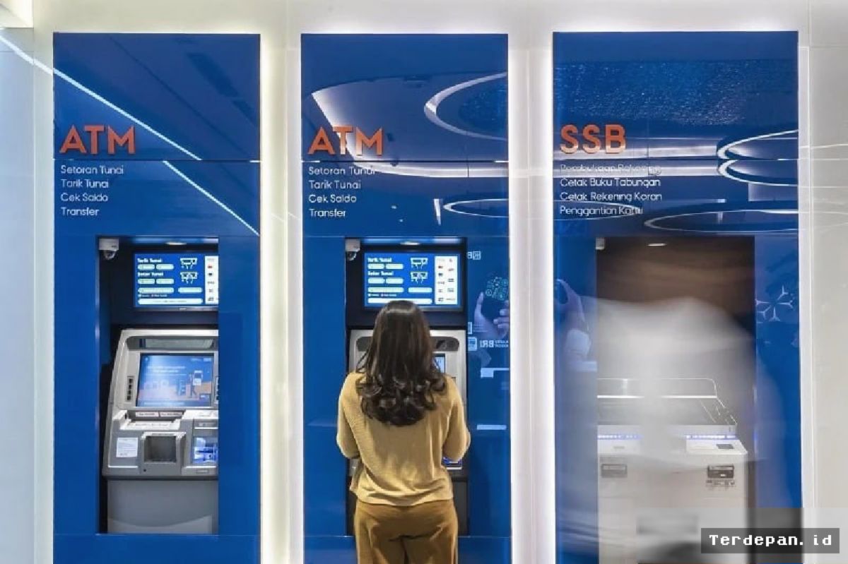 Pemerintah Siapkan Rekening Bank Otomatis bagi Remaja Usia 17 Tahun