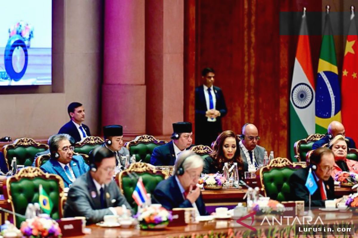 Jakarta — Airlangga Minta Pemanfaatan Teknologi Sasar Masyarakat Rentan