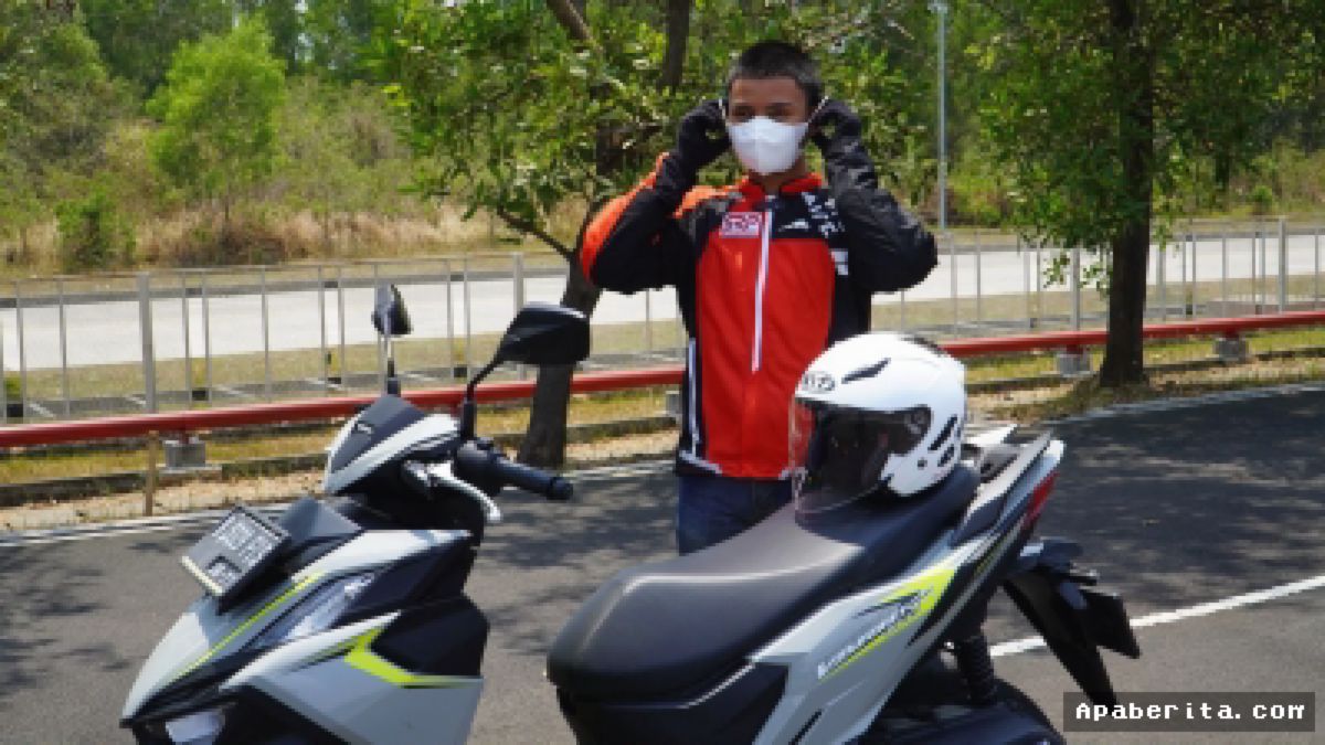 MEDAN — Hujan Abu Vulkanik Mengancam, Pengendara Imbau Tingkatkan Kewaspadaan