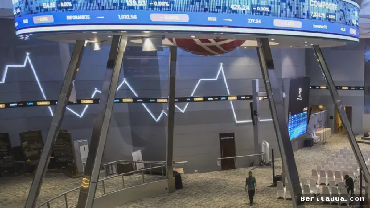 JAKARTA — IHSG Ditutup Menguat 1,22 Persen Didorong 433 Saham