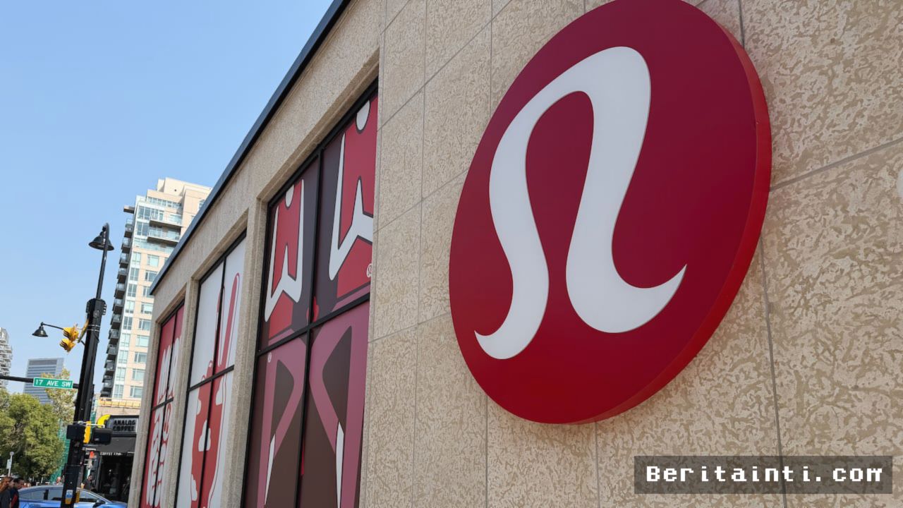 Lululemon Perluas Bisnis Resale Pakaian Bekas ke Kanada
