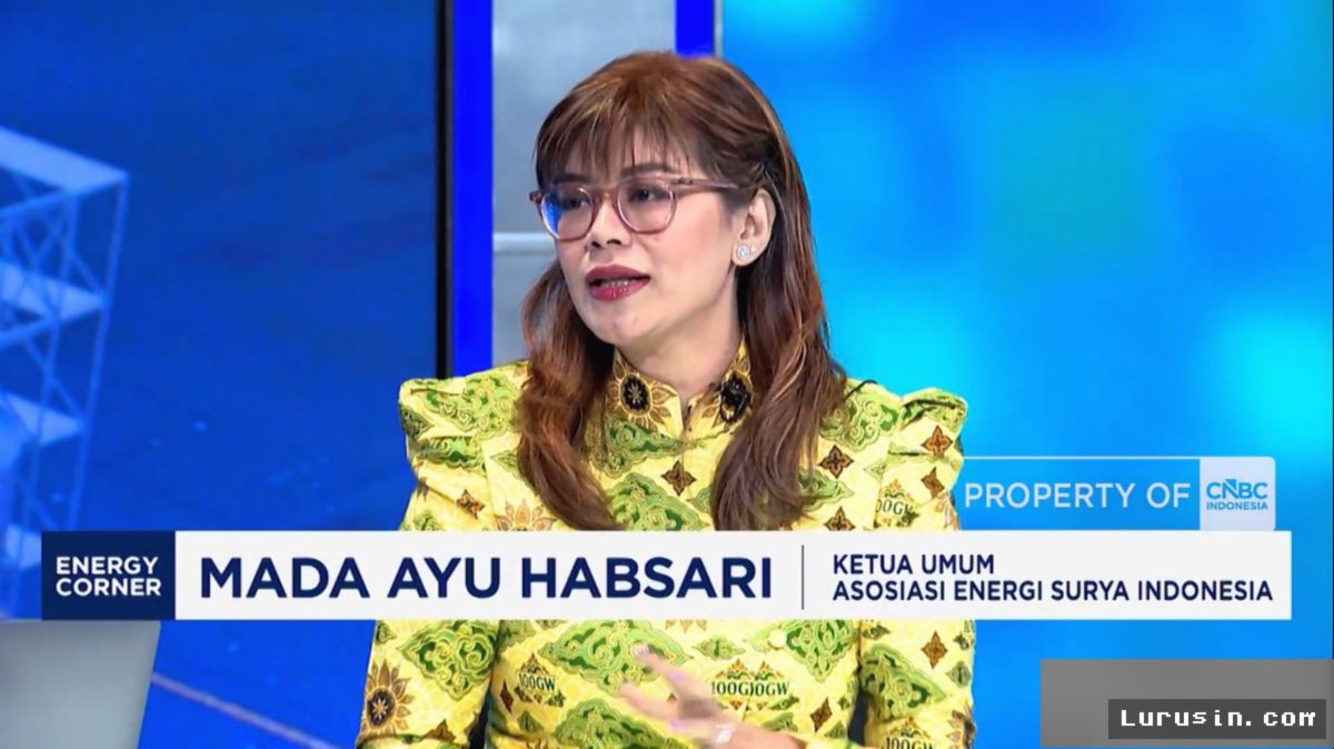 JAKARTA — PLTS Berpotensi Ciptakan 5,3 Juta Lapangan Kerja Baru