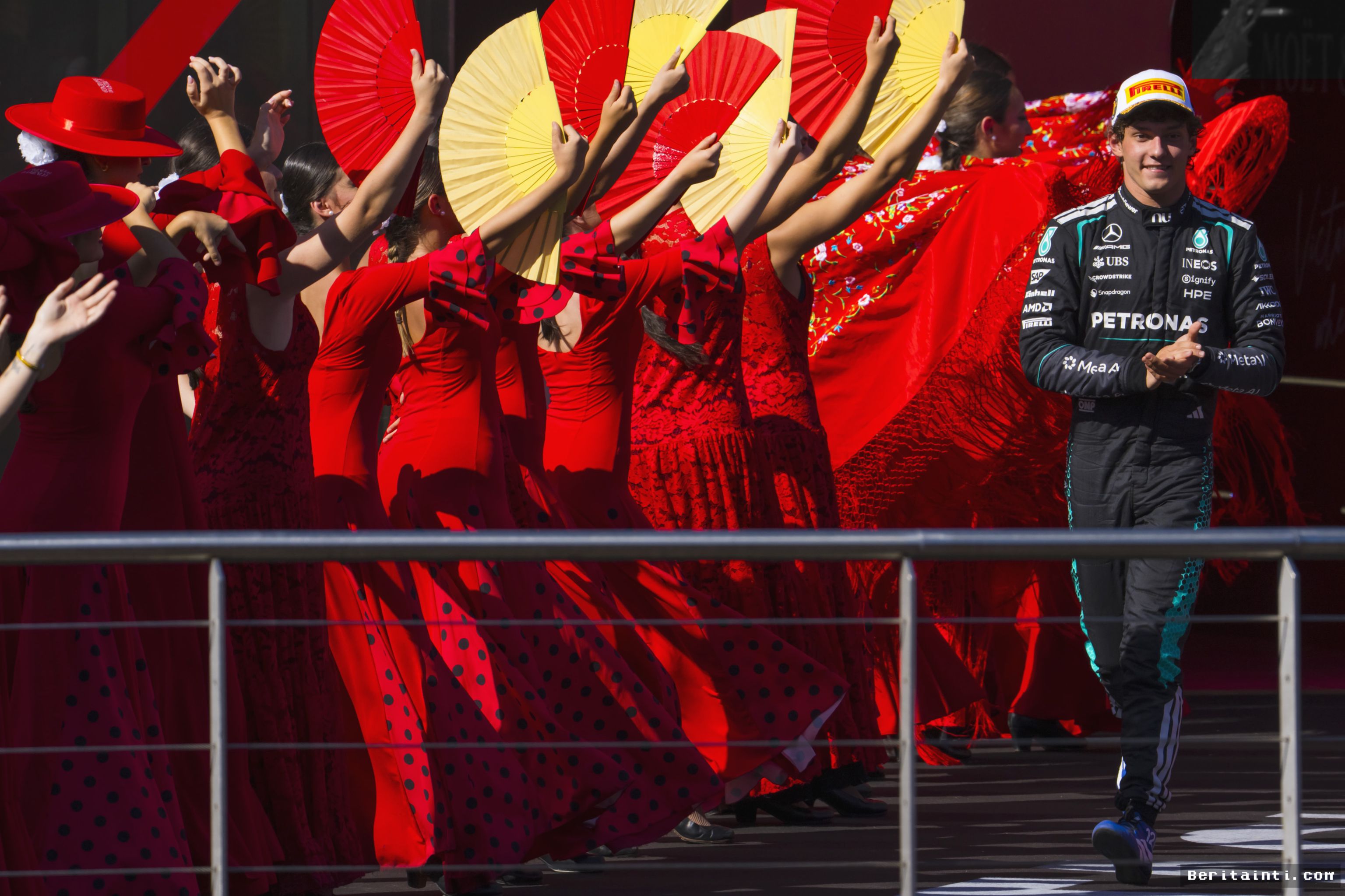 MADRID — Kimi Antonelli Ulang Kejayaan Gilles Villeneuve di Madrid