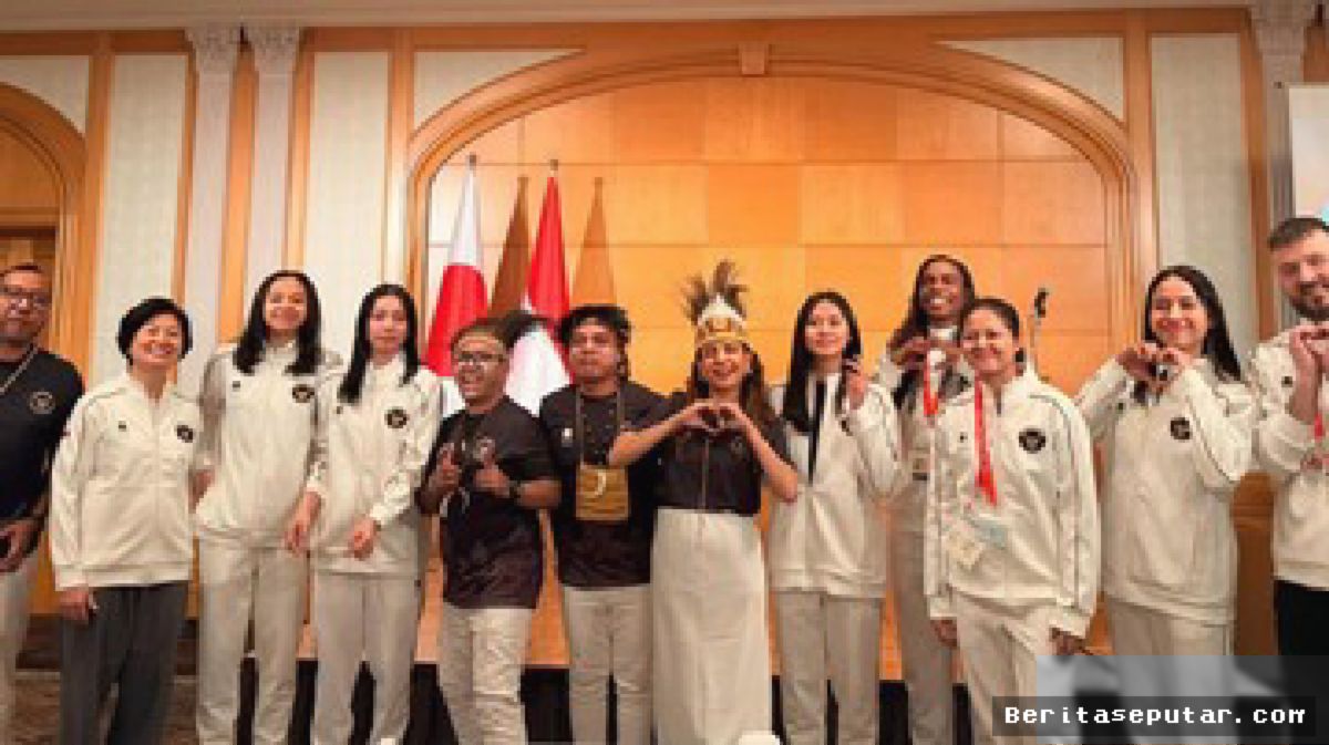 Musisi Papua Lantunkan Indonesia Raya Sambut Kontingen RI di Nagoya