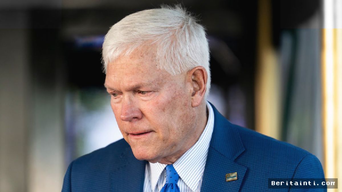 TEXAS — Pete Sessions Desak Ken Paxton Debat Lawan James Talarico