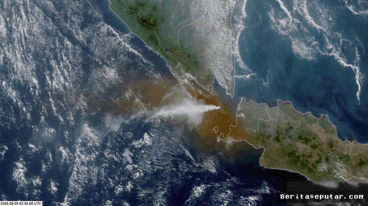 Lampung — Gunung Anak Krakatau Kembali Erupsi Berstatus Level III Siaga