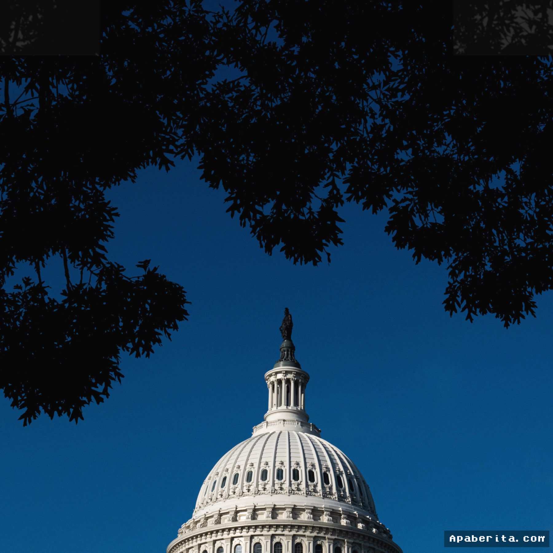 WASHINGTON — Partai Republik Tertekan Jelang Pemilu Paruh Waktu AS