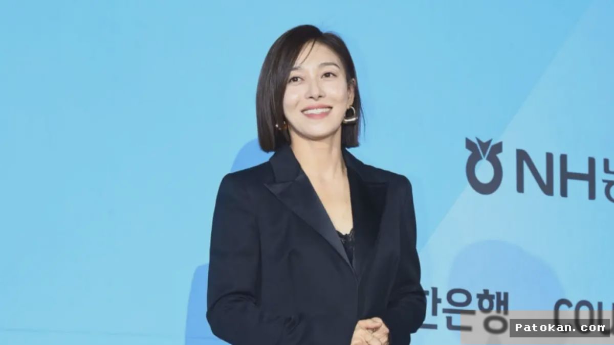 Jang Young-nam Resmi Bintangi Drama JTBC Terbaru Final Table