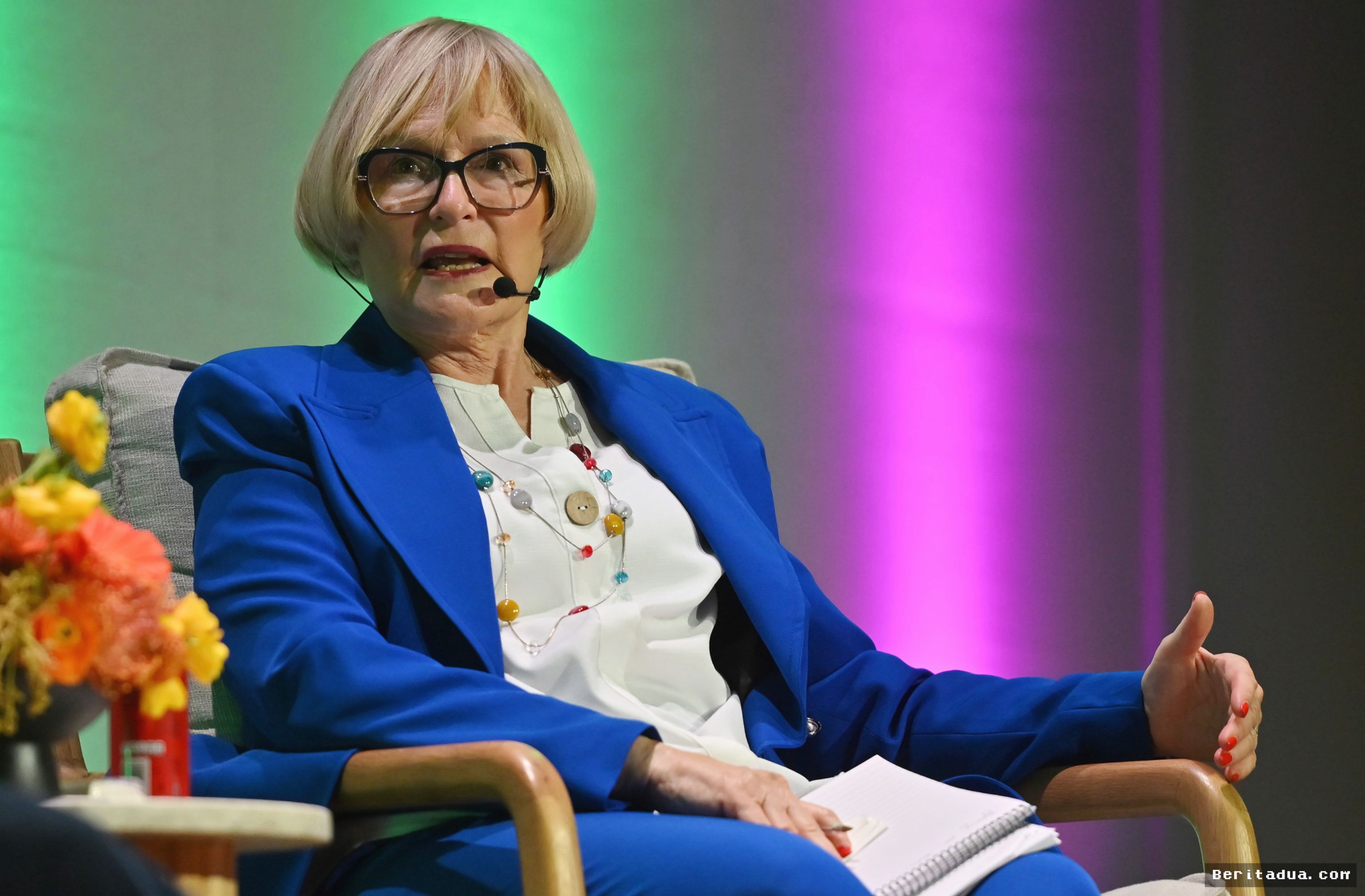 JOHANNESBURG — Helen Zille Menolak Koalisi DA dengan EFF dan MK