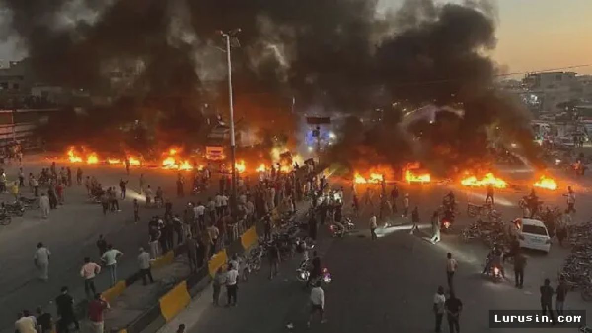 SURIAH — Kenaikan Harga Bahan Bakar Picu Gelombang Demonstrasi Massal