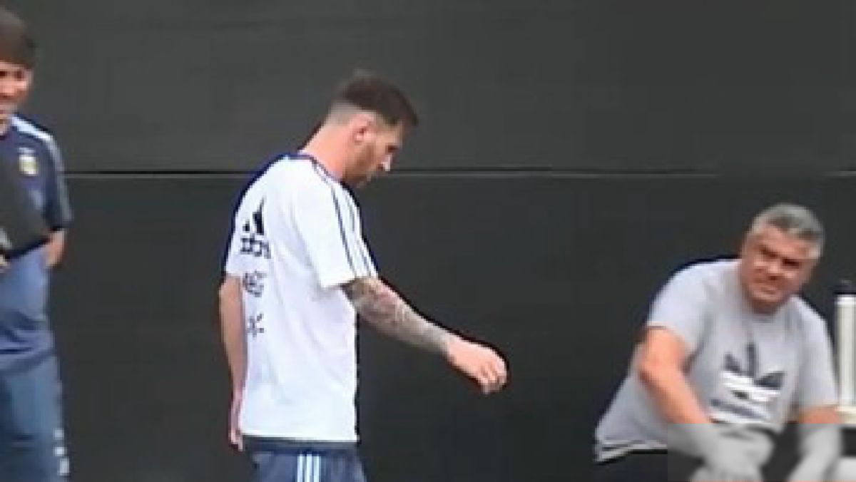 Messi Resmi Pensiun dari Timnas Argentina dan Sampaikan Pesan Haru
